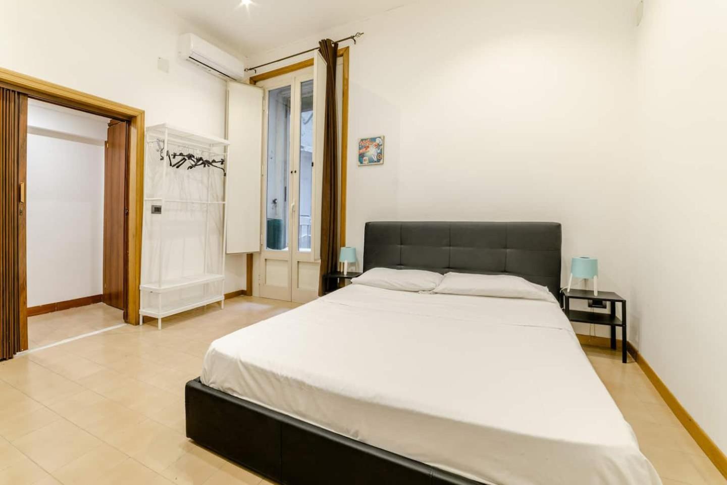 נאפולי Inside Chiaia Rooms מראה חיצוני תמונה