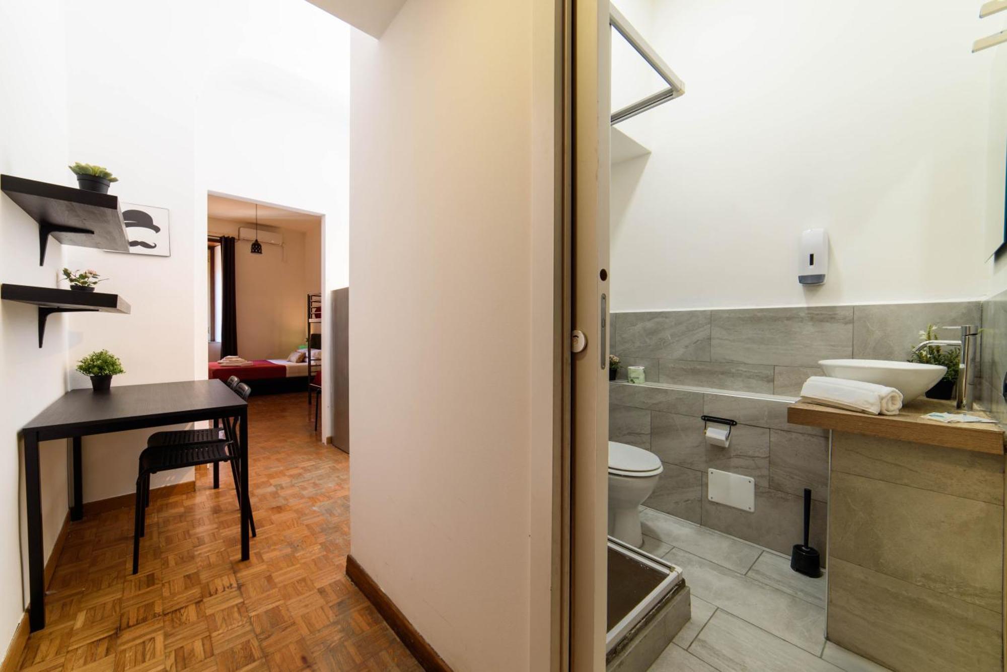 נאפולי Inside Chiaia Rooms מראה חיצוני תמונה