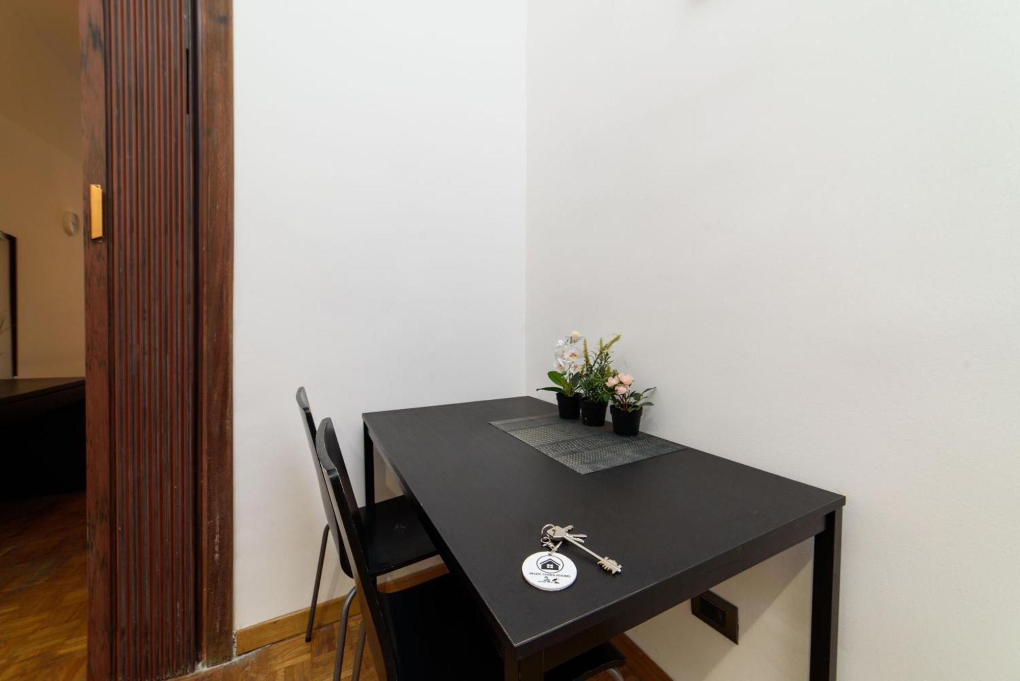 נאפולי Inside Chiaia Rooms מראה חיצוני תמונה